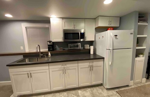 Oak Park Apartamento | Cozy modern unit w/ easy access to downtown Chi