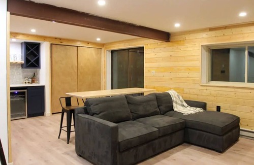 Lake Ariel Casa | Cozy Modern Updated Poconos Cabin with Huge Deck