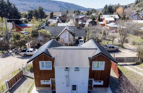 Chapelco Casa | Cozy Mountain Cabins 5 min from Downtown SMA-CM by Apartments Bariloche