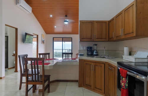 Barú Apartamento | Cozy Mountain Apt - For families - pool & Wi-Fi #4