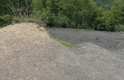 Northfork Cabina | Cozy Mountain Cabin within minutes to Hatfield McCoy and Outlaw Trails