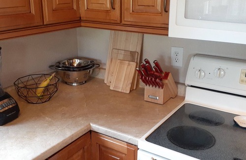 Cullowhee Cabaña | Cozy Mountain Chalet with views, private setting! Near WCU and Castle Ladyhawke