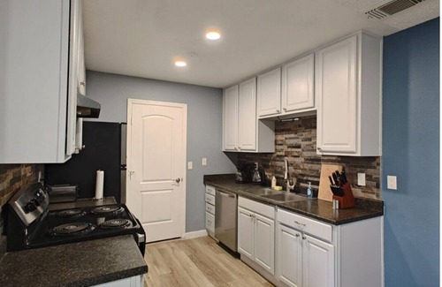 Nakamura Farms Condominio | Cozy Mountain Foot 2MBR Condo - Near Tempe & PHX Airport