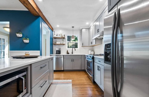 North Chattanooga Casa | Cozy N.Chatt 3b/1bath - 1 mile from Walking Bridge