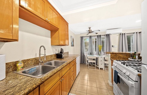 Alhambra Apartamento | Cozy n Serene 12mins to Downtown LA