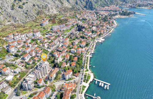 Kotor Apartamento | Cozy Nest Apartment- Central and Seaboard with Elevator