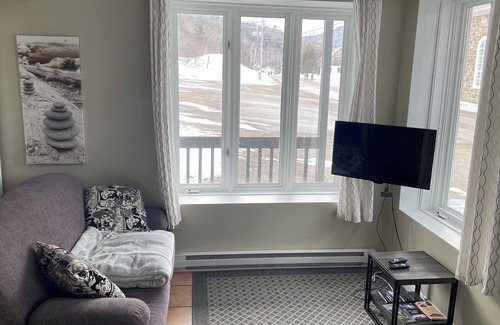 L'Anse-Saint-Jean Apartamento | Nido Acogedor a l'Anse-Saint-Jean
