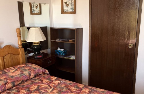 Northwest Calgary Cama Y Desayuno | Cozy Nest B&B