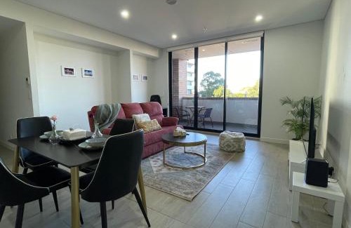 Kogarah Apartamento | Cozy New 2BR & Near Airport, Mall & Transit