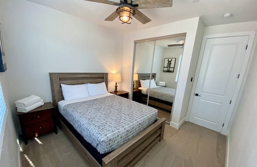 Claremont Casa | Cozy New Home in Claremont in Los Angeles near Colleges & Padua Hills Theater