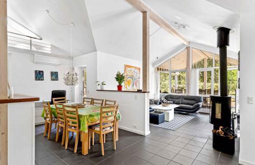 Bedegaard Casa | Cozy Newer Large Holiday Home In Snogebæk