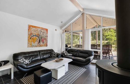 Bedegaard Casa | Cozy Newer Large Holiday Home In Snogebæk