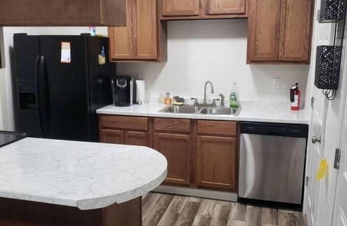 Monroe Casa | Cozy newly renovated house