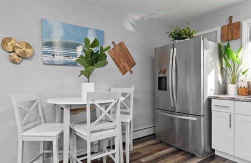 North Star Apartamento | Cozy, newly renovated 1-bedroom unit -1