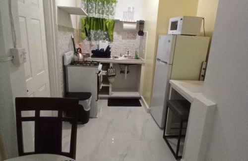 Winding Bay Apartamento | Cozy Nook Studio apartment in Perfect Getaway Tarpum Bay with AC, WiFi & kitchen