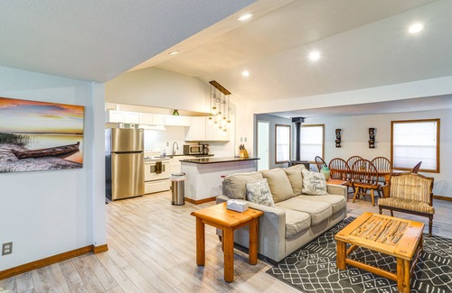 Lone Rock Casa | Cozy Norfork Home by White River: Hike + Fish