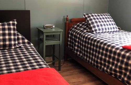 Florence Casa | Cozy Northwoods Retreat! Great for relaxing and trail riding!