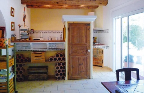 Noves Casa | Acogedora casa en Noves con acceso a la piscina