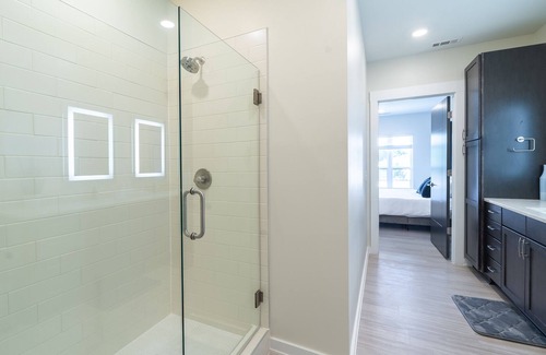 North Charlotte Condominio | Cozy Oasis in NoDa: Near Uptown & Vibrant Dining