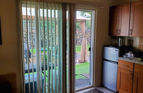 Kailua-Kona Cabaña | Cozy Ohana 3 bedrm sleeps up to 6. Close to town. Book Now for your 2023 vaca