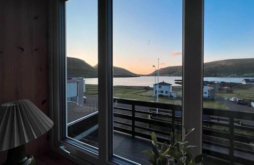 Faroe Islands Casa | Cozy Older House In Brilliant Nature