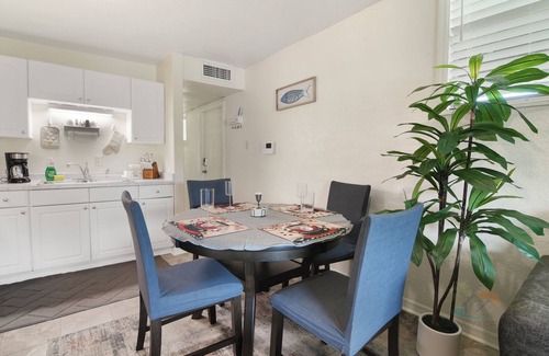 Crooked Lake Park Casa | Cozy on Crooked Lake - Lakefront & Pet Friendly