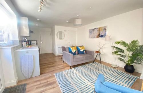 Ely Apartamento | Cozy One Bed Flat at Dawe Luxury Suites - An Entire Apartment near Ely Cathedral & Train Station - The Perfect Base to Explore Ely, Cambridge, Norfolk & London - 2 Guests Max & Pet Friendly