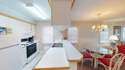 Pawleys Island Casa | Cozy One Bed Suite at Pawleys Plantation