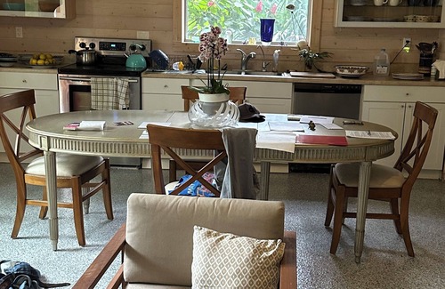 Loxahatchee Groves Apartamento | Cozy one bedroom guest house on peaceful 5 acre mango farm in Loxahatchee .