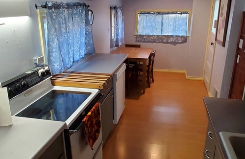 Harlowton Cabaña | Cozy one bedroom, newly remodeled.