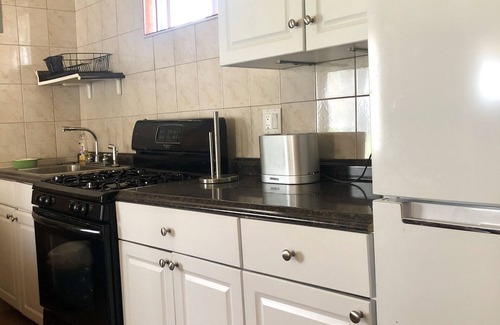 Mongaup Valley Casa | Cozy One bedroom Bungalow with shared pool 8m bethel woods 10m Casino