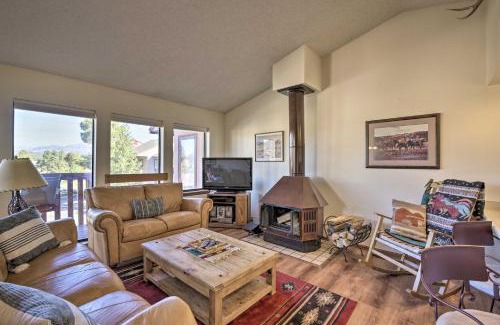 Pagosa Springs Apartamento | Cozy Pagosa Condo Stunning Mountain and Lake Views!