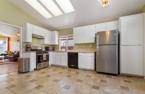 Palmdale Casa | Cozy Palmdale Desert Delight Home