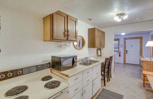Paris Apartamento | Cozy Paris Studio ~ 4 Mi to Bear Lake!