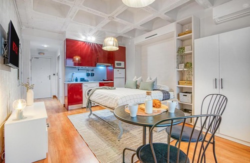 Simancas Apartamento | Cozy Penthouse, 20 min to downtown, Alcalá Norte