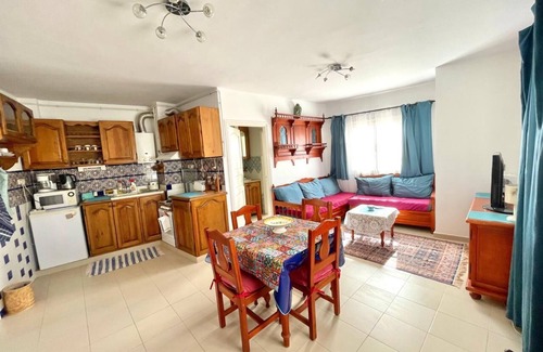 Sousse Apartamento | Cozy penthouse with sea view close to the medina and the beach!