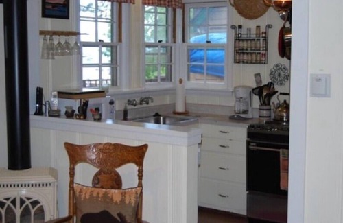 Tahoe Vista Casa | Cozy Pine Cove Cottage #5