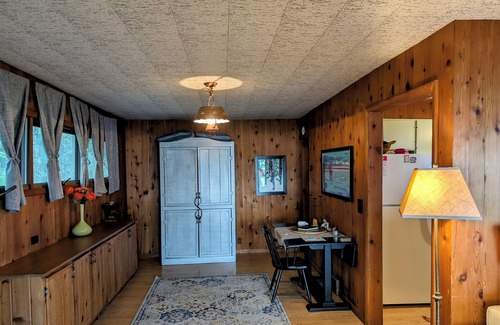La Pointe Cabina | Cozy Pines Cabin - Wonderful Sunsets with Lake Superior Access!