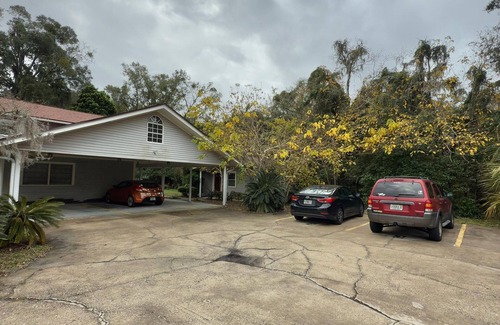 St. Nicholas Apartamento | Cozy Place Close to Downtown, Hospitals and Universities by San Marcos area.