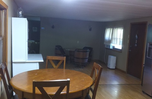 Wilburn Casa | Cozy place right on Little Red River near Cow Shoals and Sugarloaf Mt trailhead