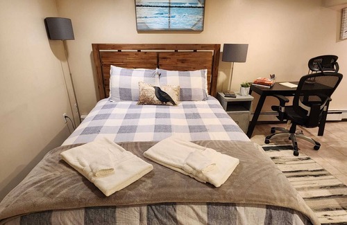 South Peabody Apartamento | Cozy place to relax after a great day!