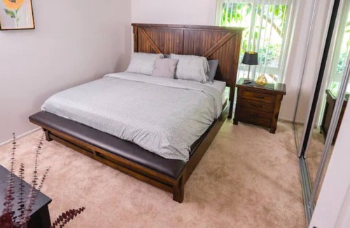 Downtown Apartamento | Cozy Priv. 2BR-2BTH Cls to LA Attractions