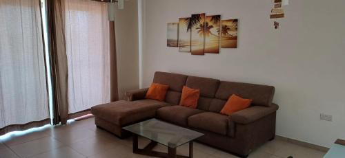 Safi Apartamento | Cozy Private room in apartment in Ħal Safi, Malta
