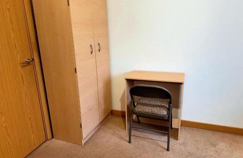 Colchester Casa | Cozy Private Room with Free Wi-Fi