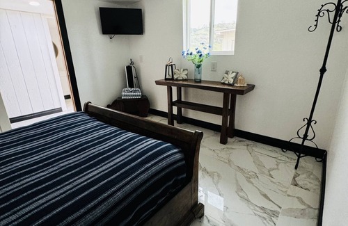 Lemon Cove Otro | Cozy Private Suite with bathroom, 28 mins from Sequoia National Park.