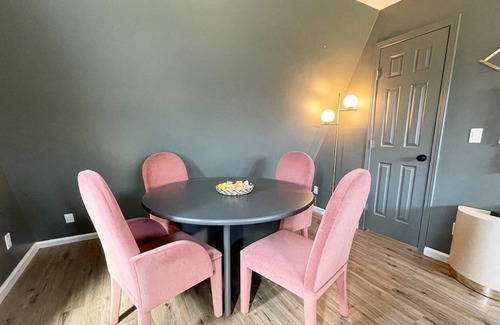 Excelsior Springs Casa | Quaint A-frame House + Back Porch + Parking Space