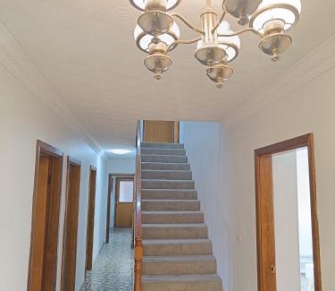 Merrylands Casa | Cozy Queen Room in Spacious Merrylands Home - M4