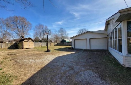 Columbus Casa | Cozy, quiet 3 bdrm home nearby local amenities