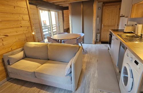 Bons-en-Chablais Apartamento | Cozy, quiet apartment in town center - near Geneva, Annecy, Chamonix, Lac Léman