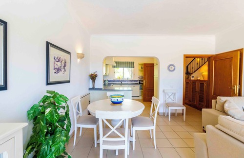 Meia Praia Cabaña | Cozy quiet cottage at the Meia Praia beach, close to the village of Lagos
